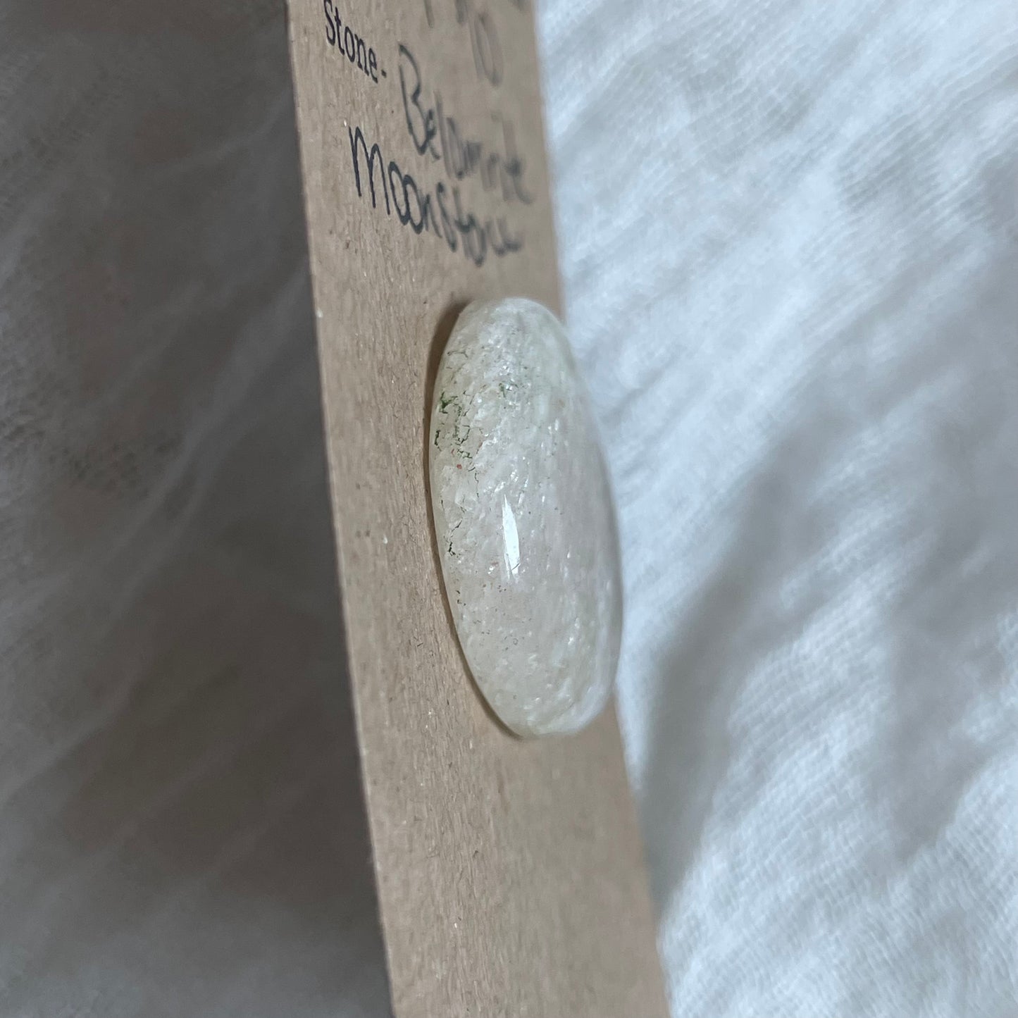 Belomrite Moonstone Cabochon - MB07