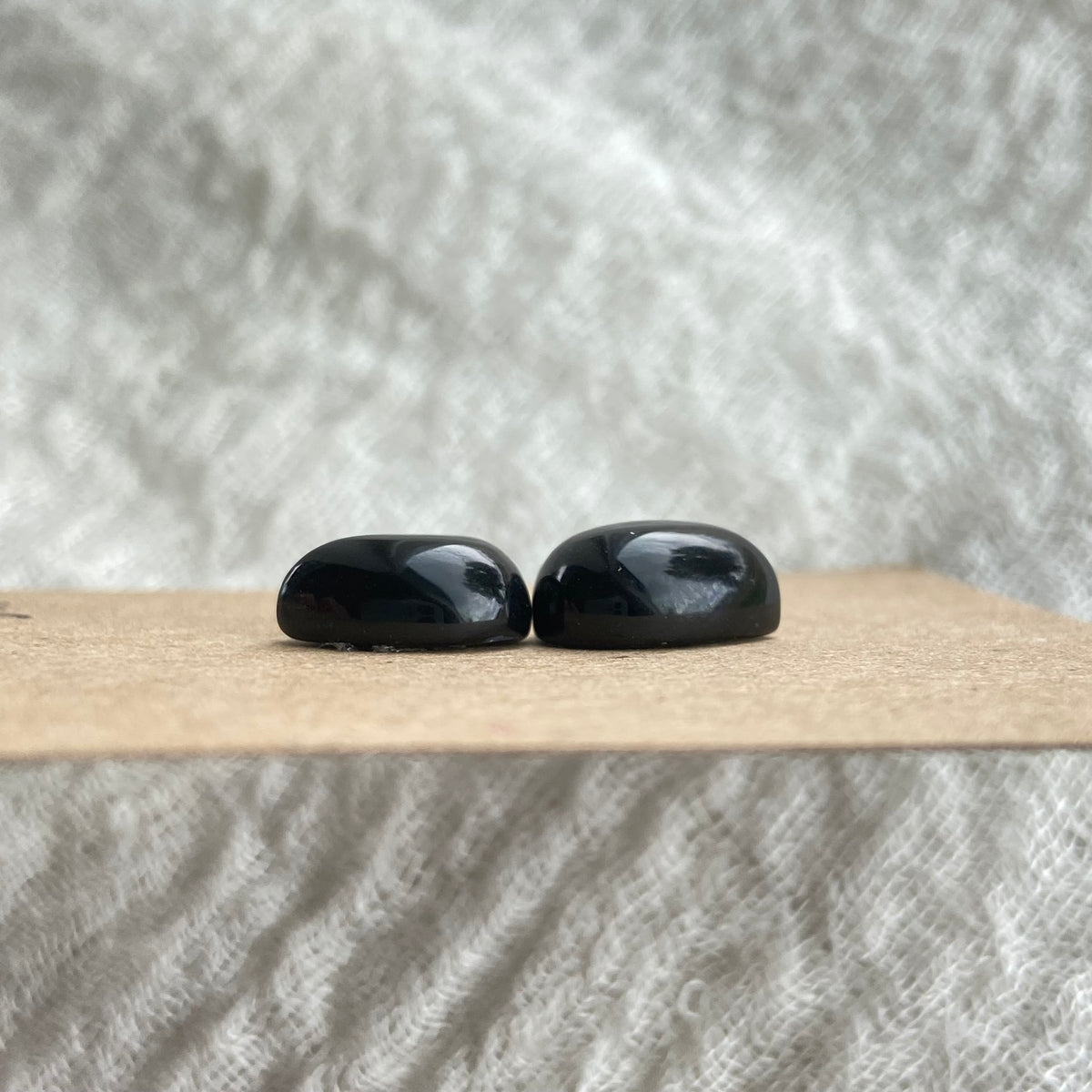 Black Onyx - Cabochon - B12