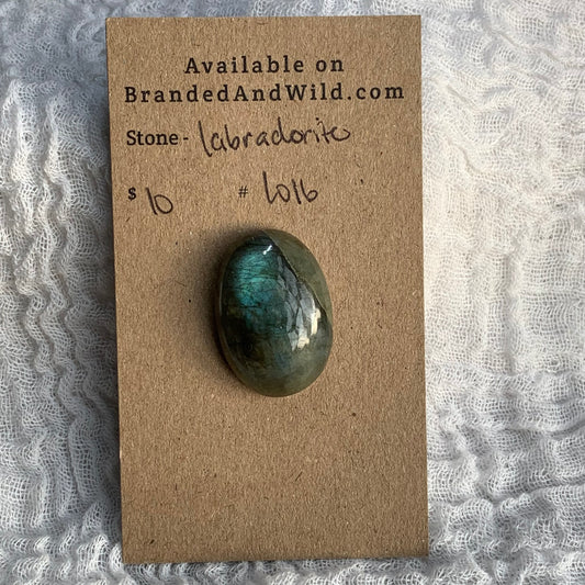 Labradorite Cabochon - L016