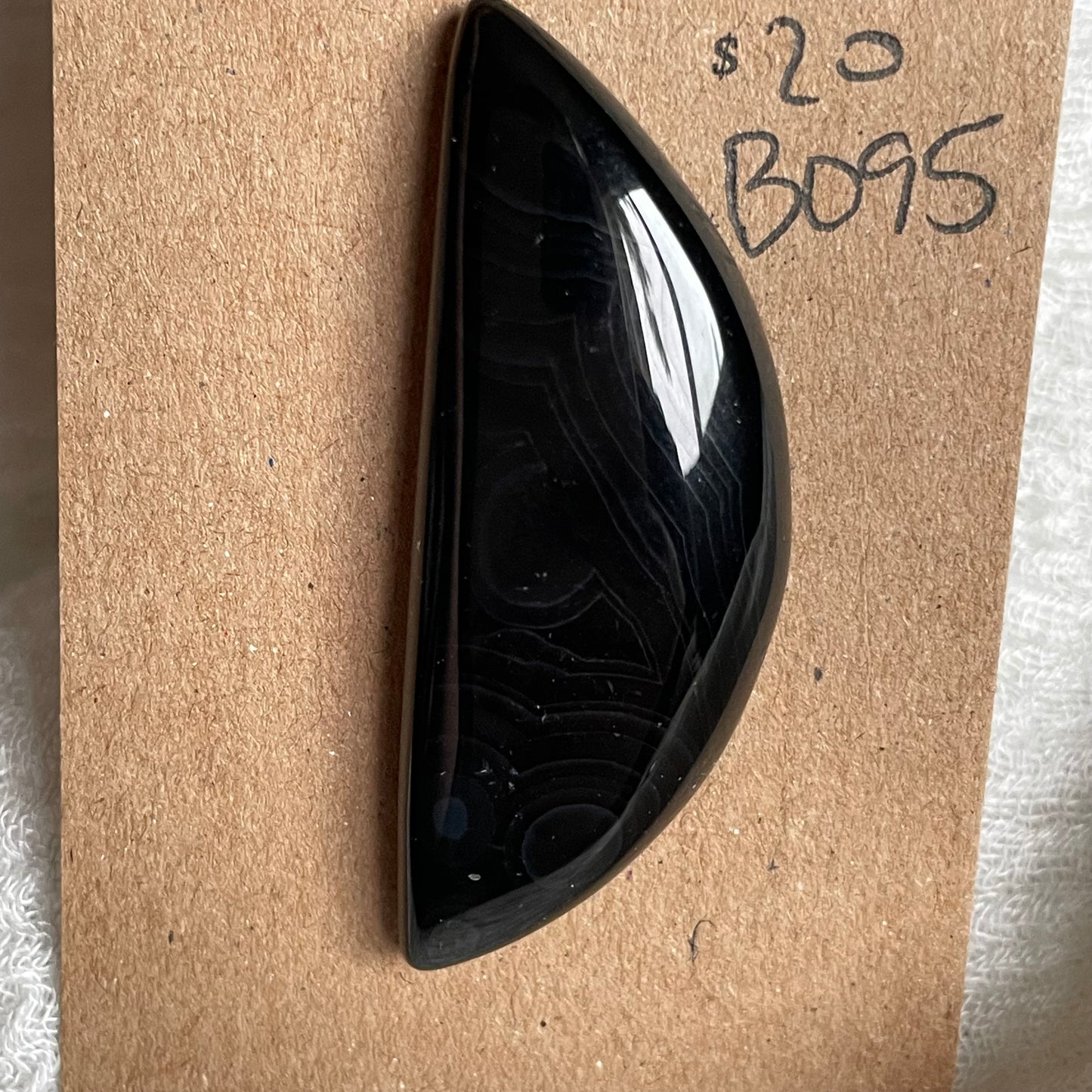 Black Onyx - Cabochon - BO95