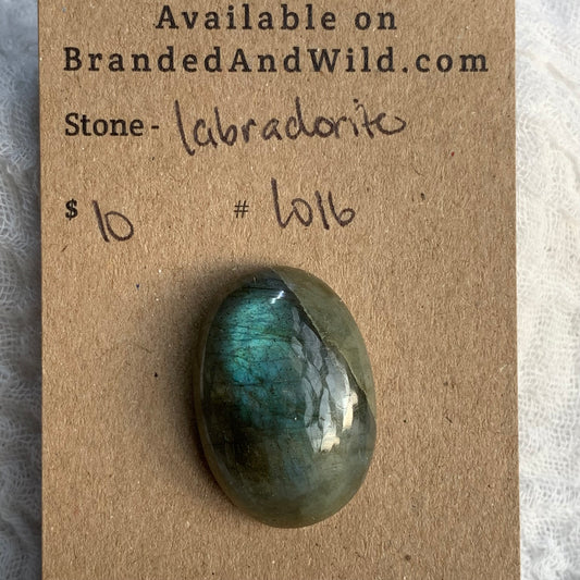 Labradorite Cabochon - L016