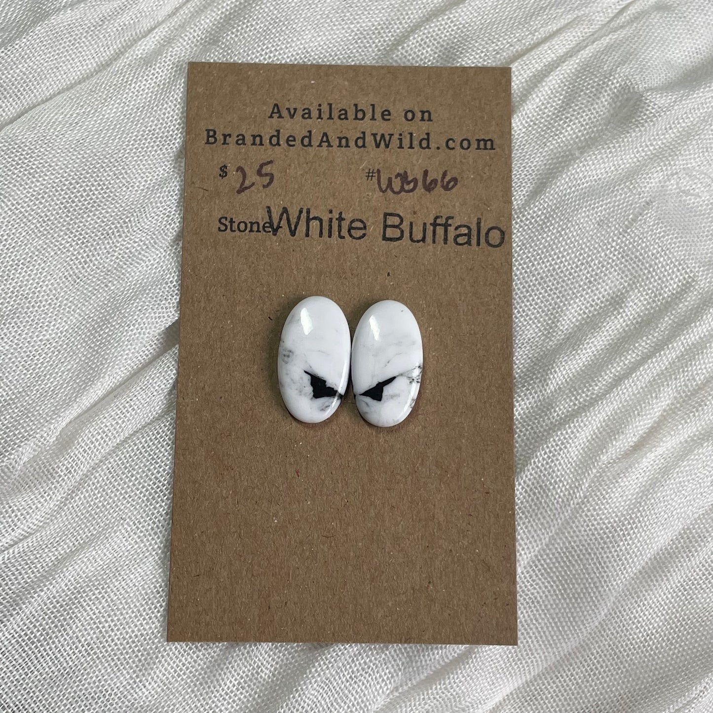 White Buffalo Cabochon - WB66 BA1EF09F-EEA1-4DB7-857A-97350F901126 Brandedandwild.com