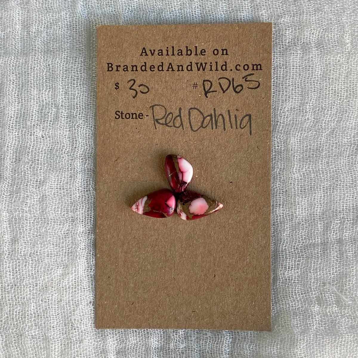 Red Dahlia Cabochon - RD65
