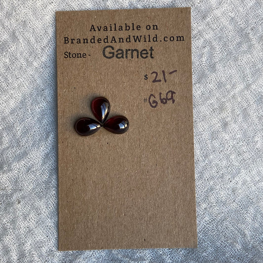 Garnet Cabochon - G69