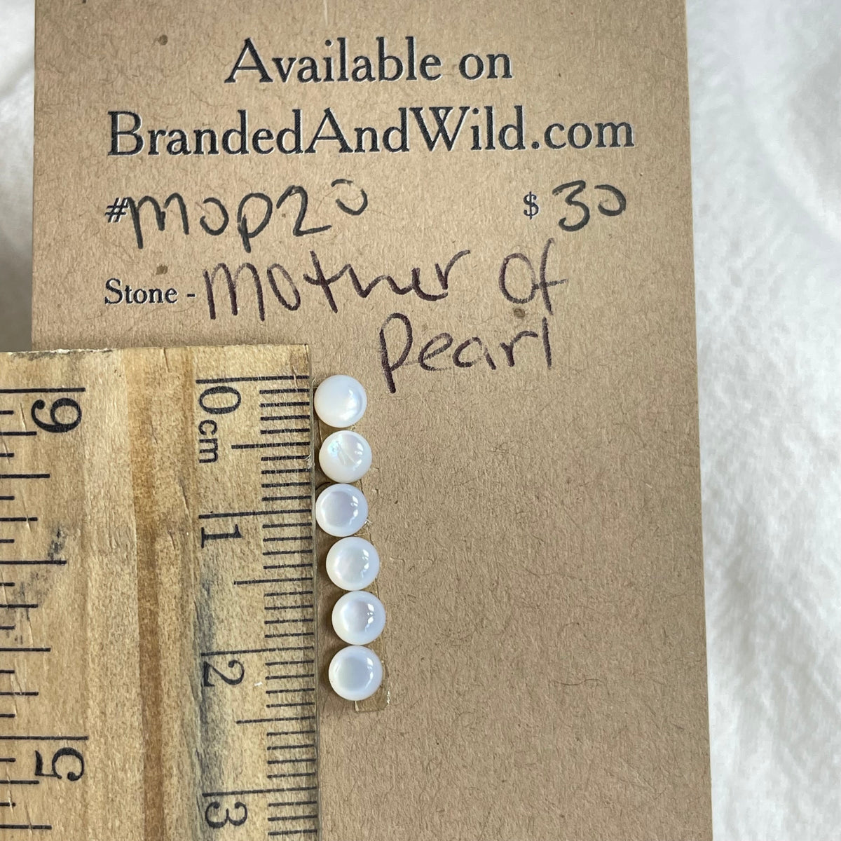 Mother of pearl cabochon - MP20