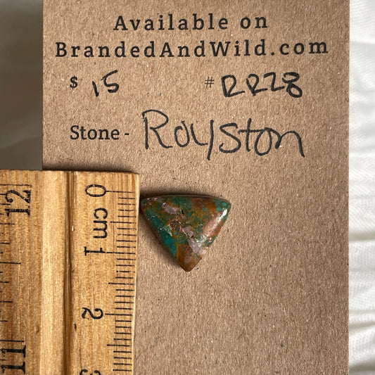 Royston Ribbon Turquoise Cabochon RR28 BDEA4BDE-CE29-4224-9256-800CF61B3C8D Brandedandwild.com
