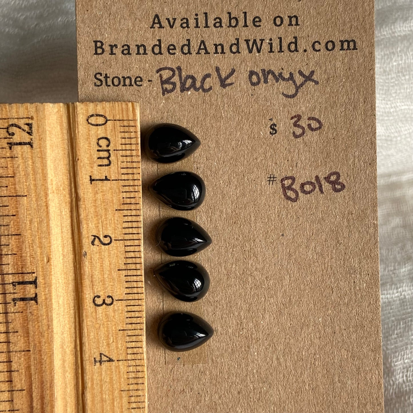Black Onyx - Cabochon - BO18