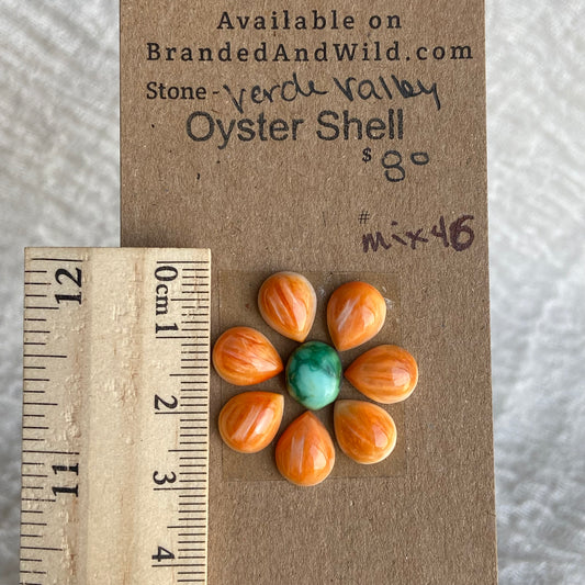 Verde Valley/ Oyster Shell Cabochon - Mix46