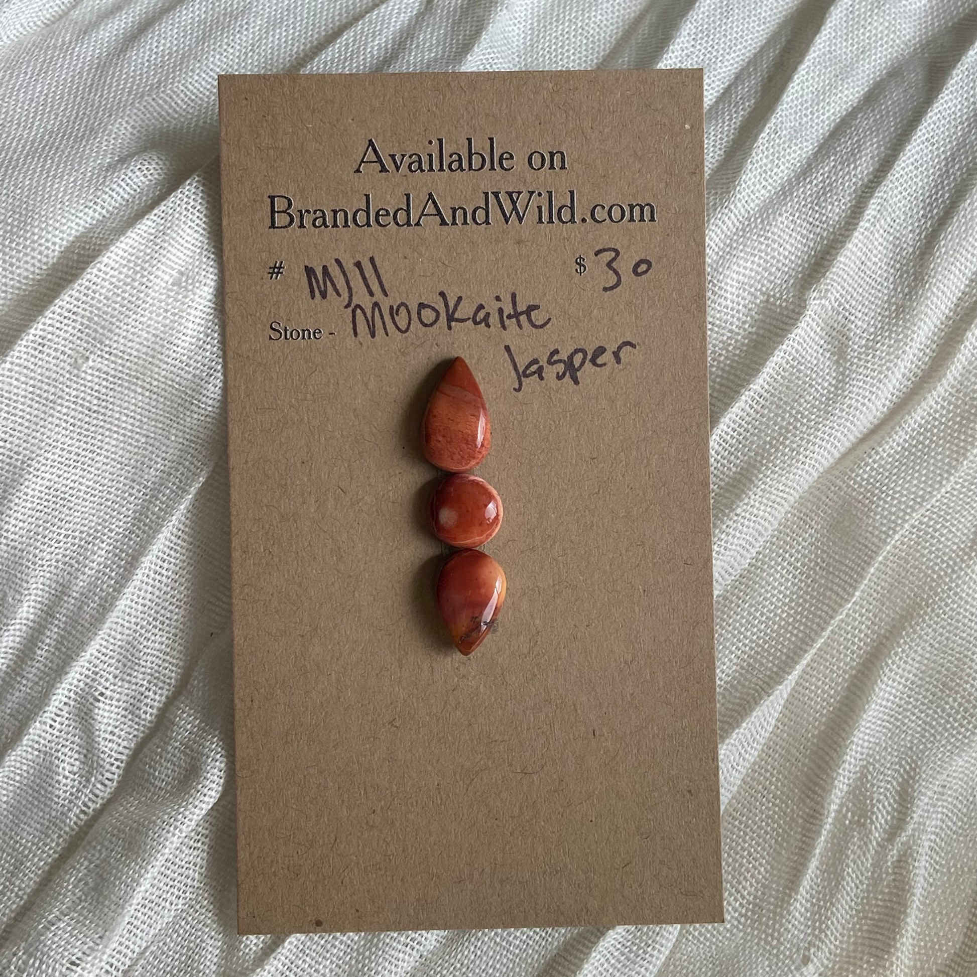 Mookaite Jasper Cabochon - MJ11 BEA9595F-E728-4609-A59B-AA2319725EFE Brandedandwild.com