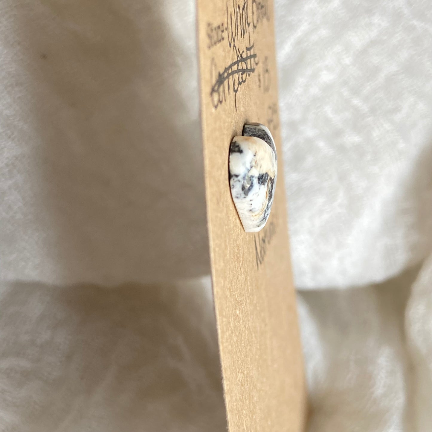 White Buffalo Cabochon - WB13