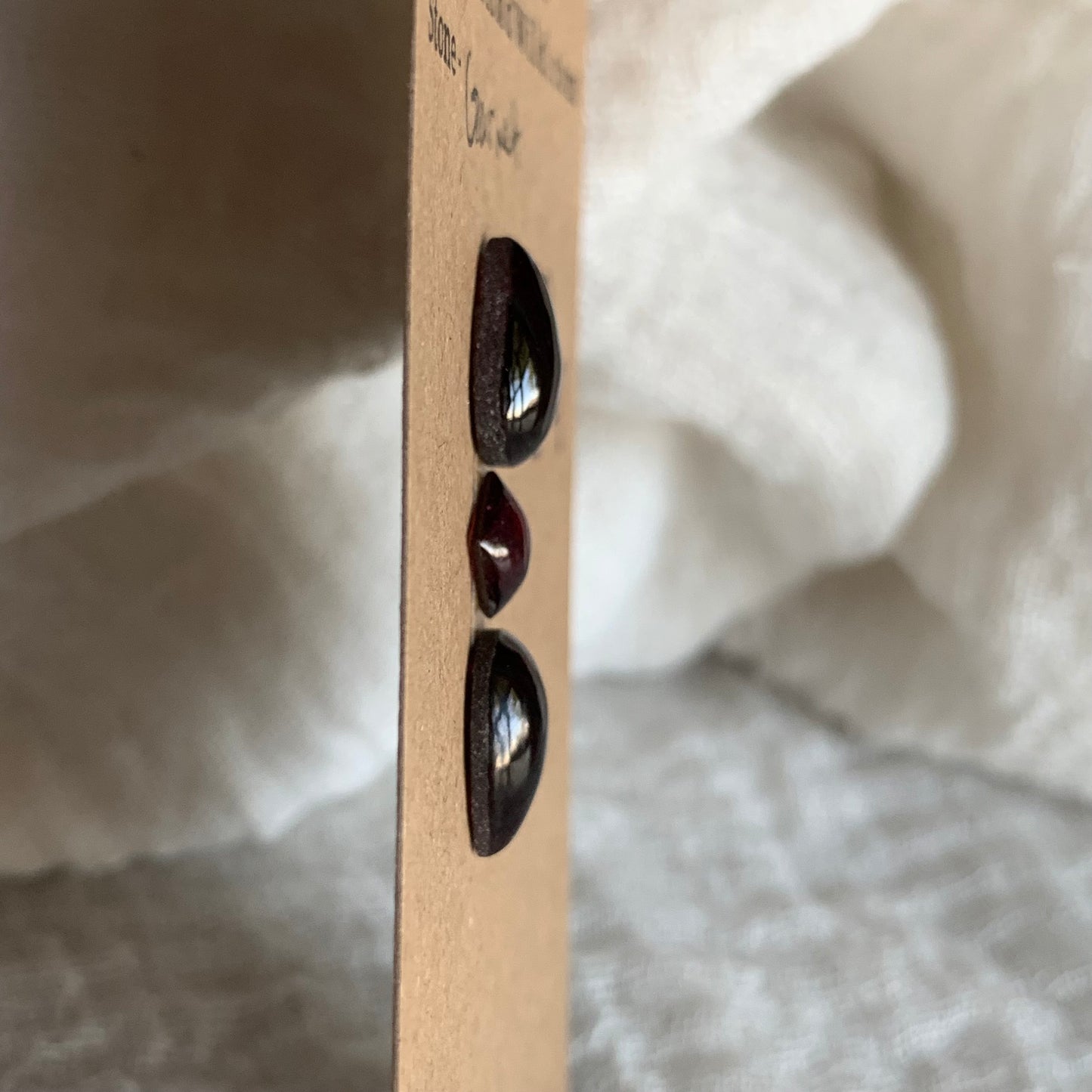 Garnet Cabochon - G27
