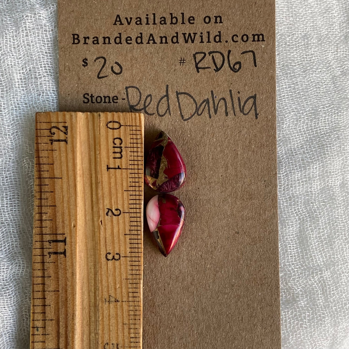 Red Dahlia Cabochon - RD67