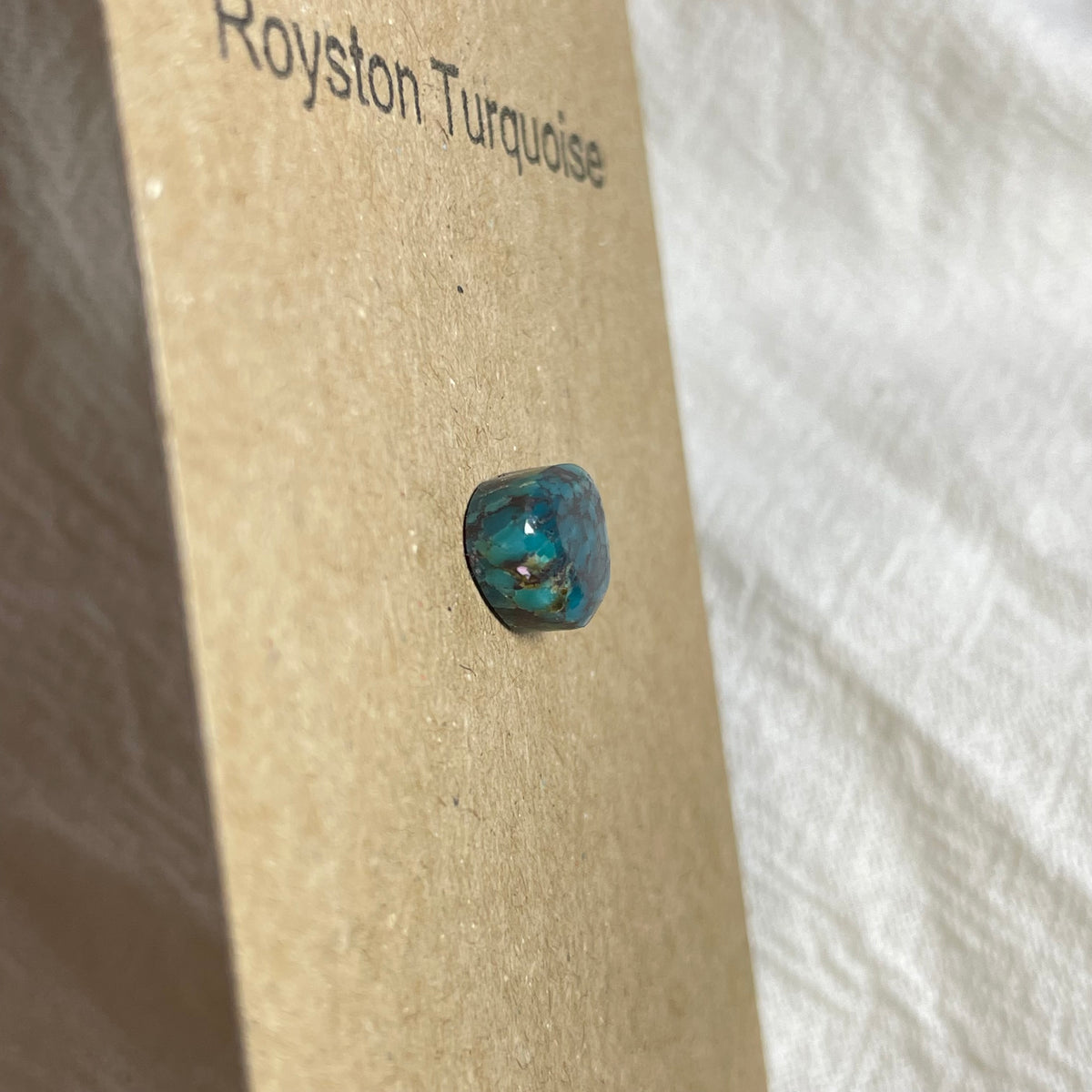 Royston Turquoise Cabochon - R07