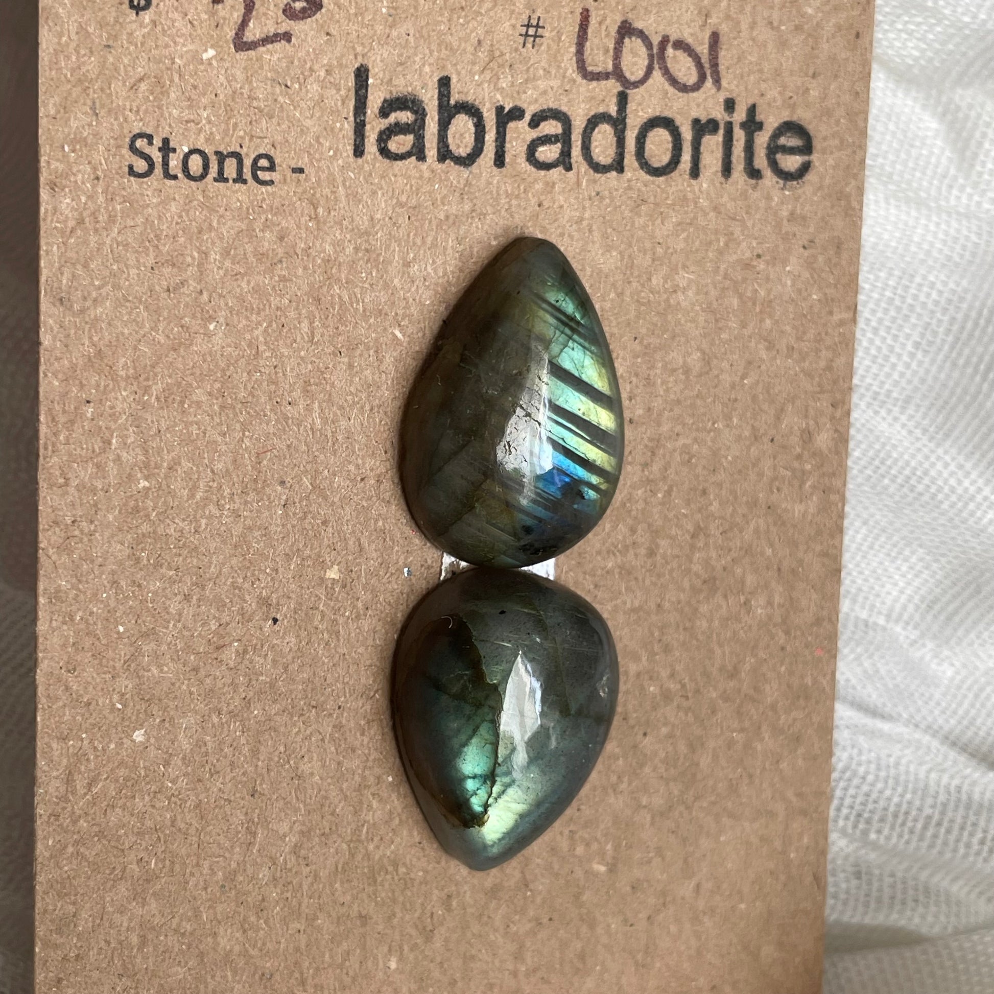 Labradorite Cabochon - L001 C5C8AFDC-E1AE-441F-B03E-C65E54335ACA Brandedandwild.com