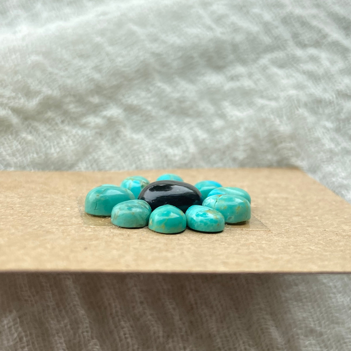 Kingman / Black Onyx Cabochon - Mix130