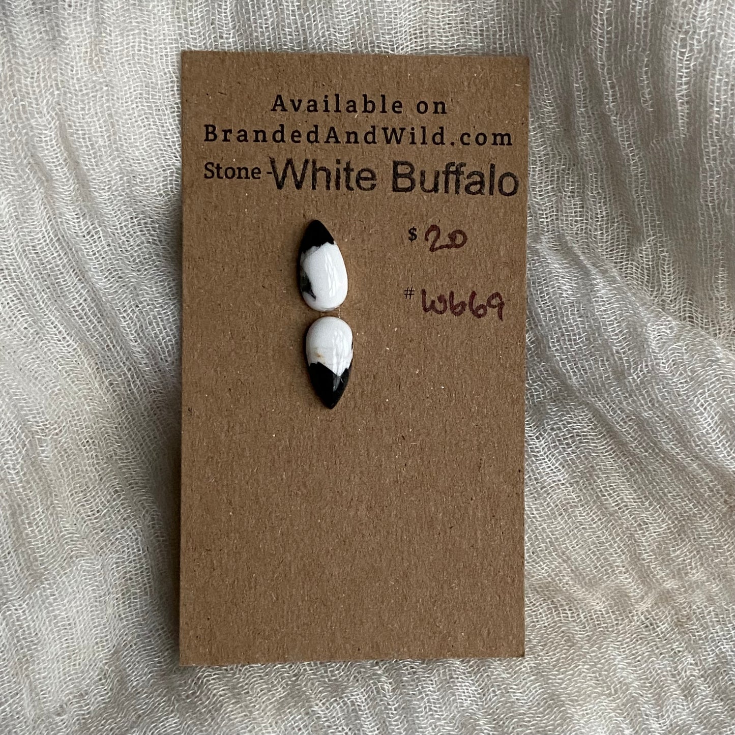 White Buffalo Cabochon - WB69