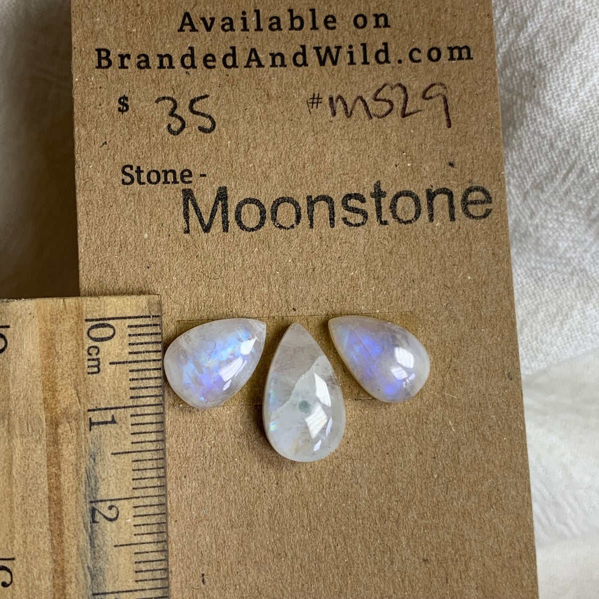 Moonstone Cabochon - MS29 C8E76B7E-4D0F-4774-8E30-7BAA96982076 Brandedandwild.com