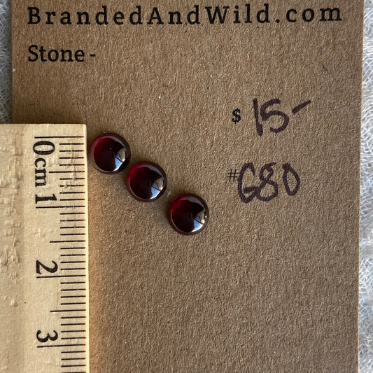 Garnet Cabochon - G80