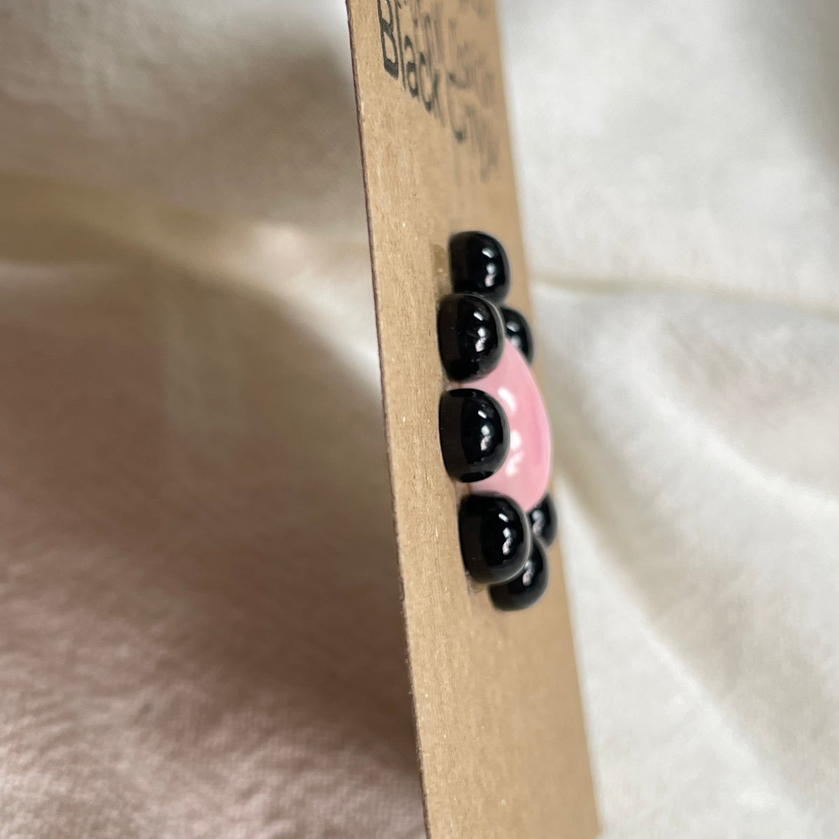 Black Onyx / Pink Conch Cabochon - MIX113 CBBC36CE-E993-41F2-B438-D52E761991B8 Brandedandwild.com