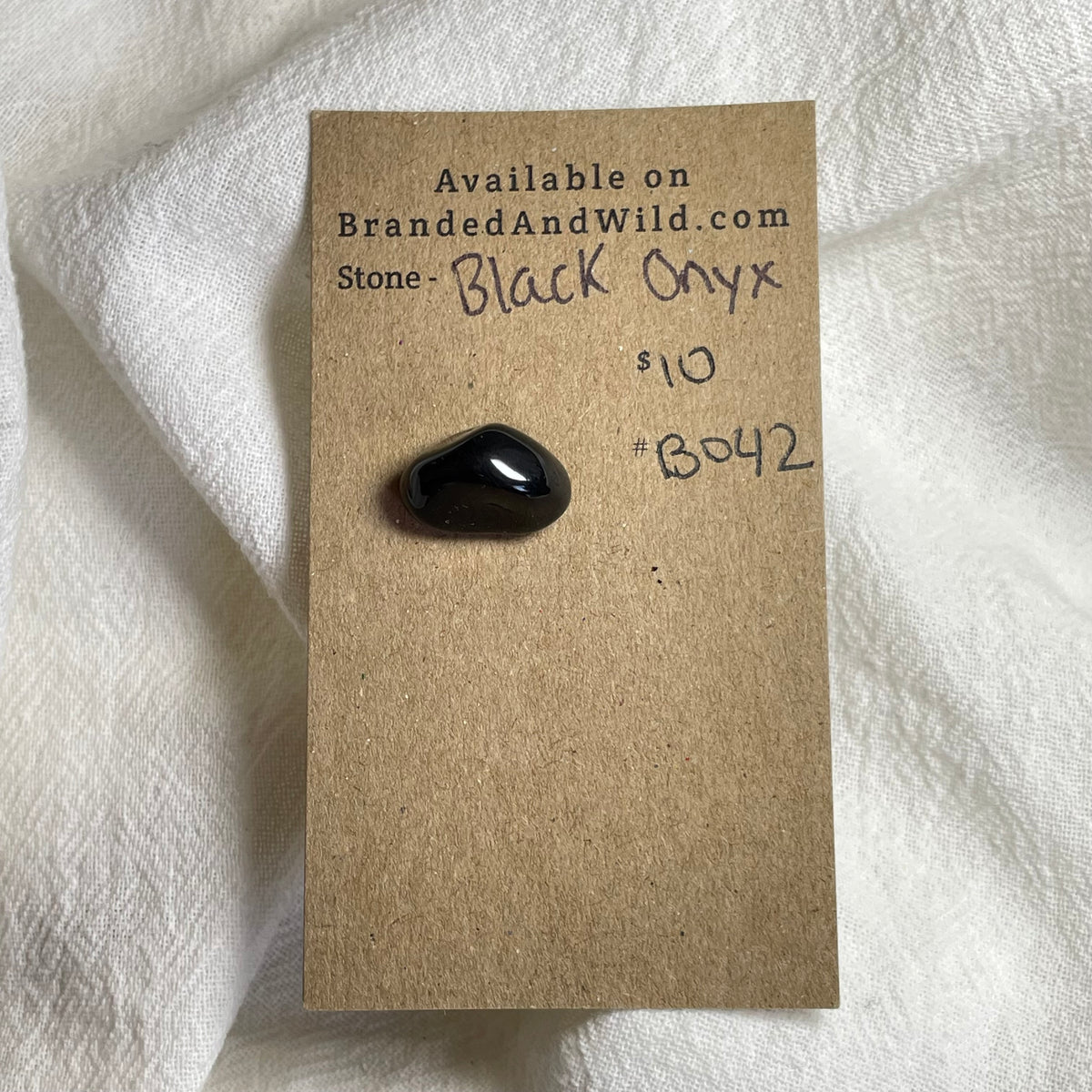 Black Onyx - Cabochon - B042 CC4285F5-C4DE-449C-843E-746726214C10 Brandedandwild.com