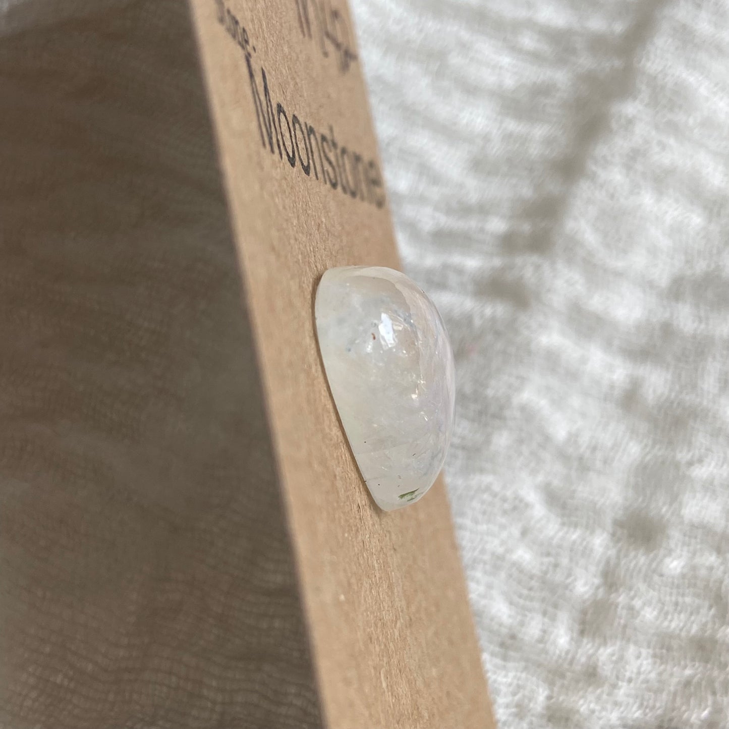 Moonstone Cabochon - M42
