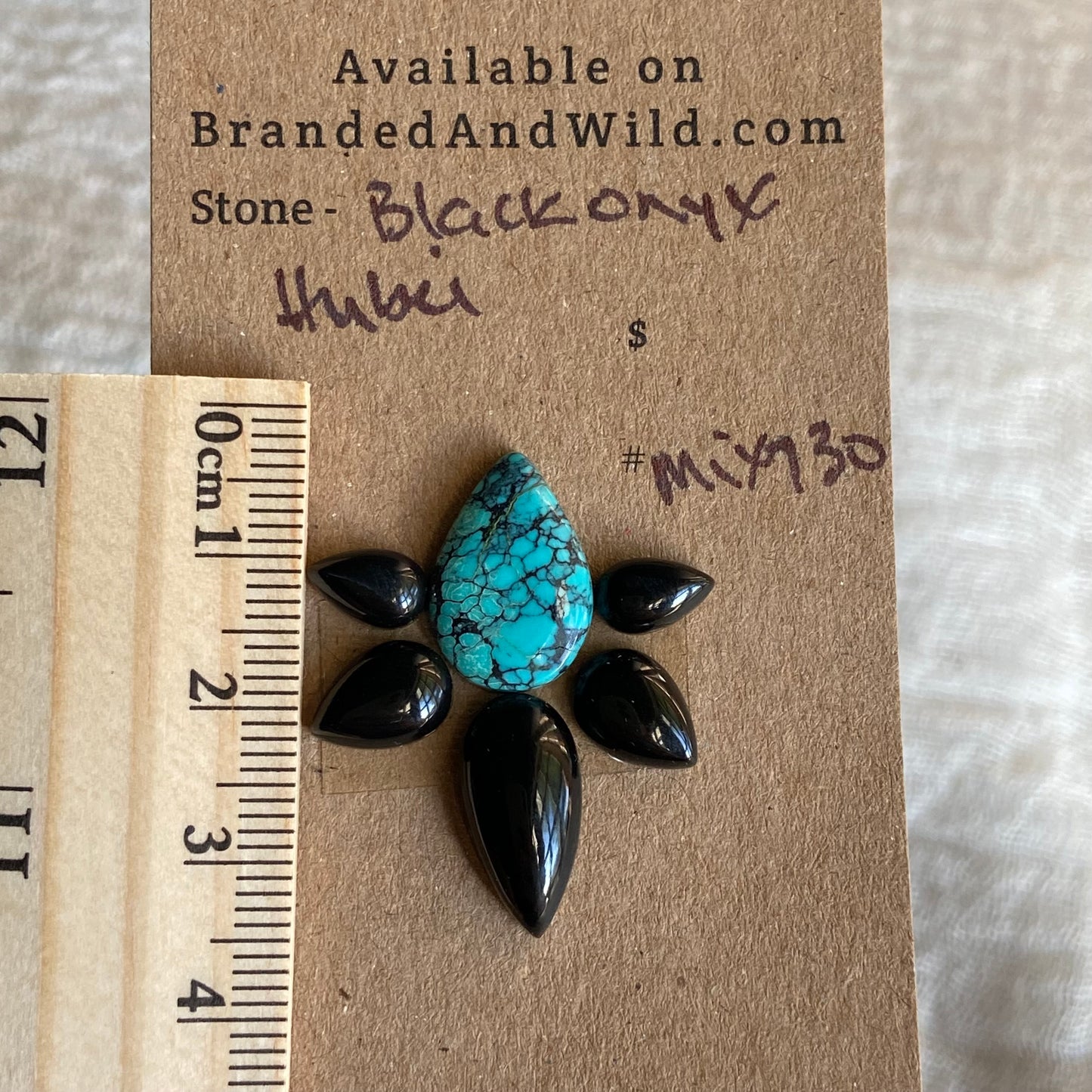 Hubei / Black OnyxCabochon - mix145