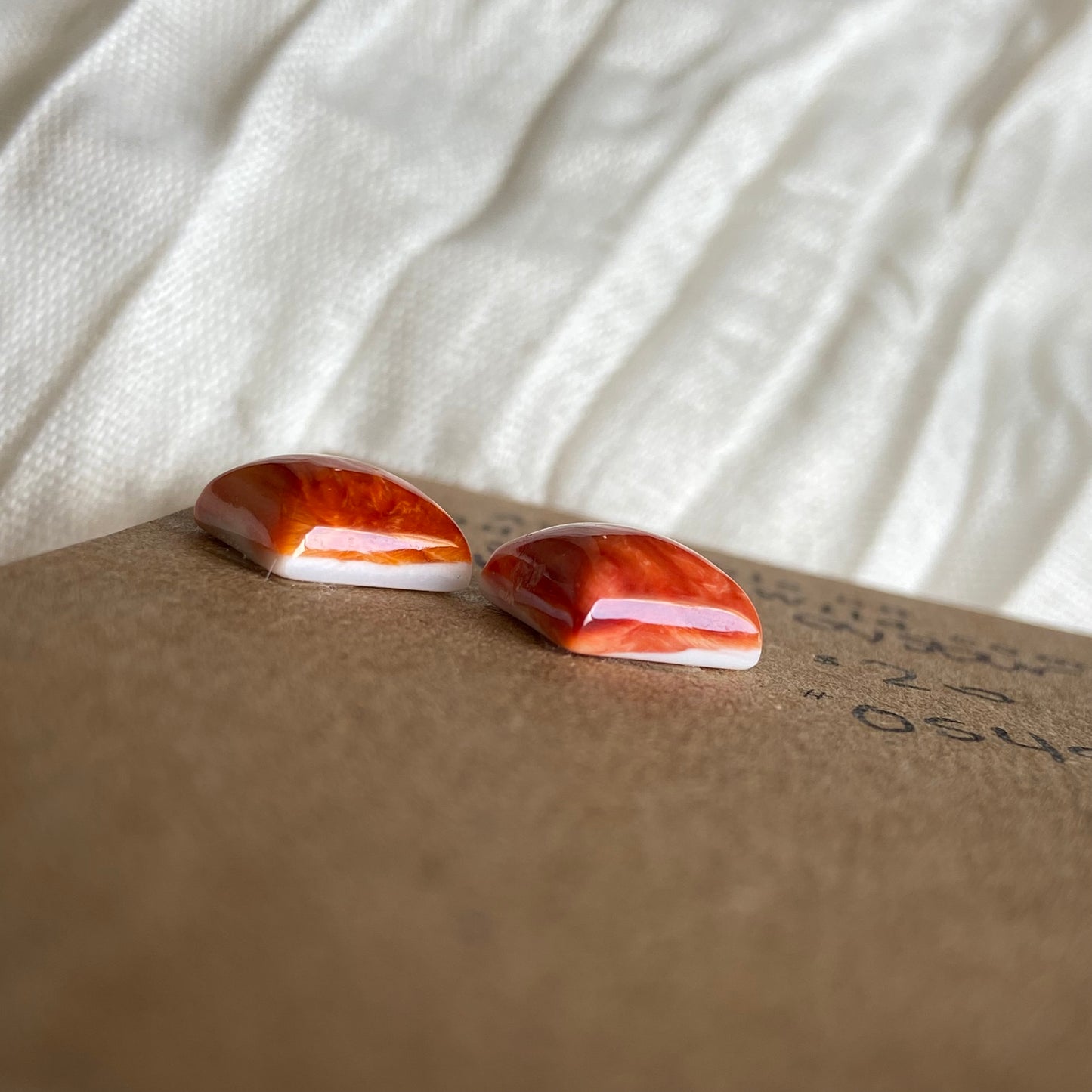 Oystershell Cabochon - OS49 D0A8A753-61D9-49B1-9EB4-E06C66F68503 Brandedandwild.com