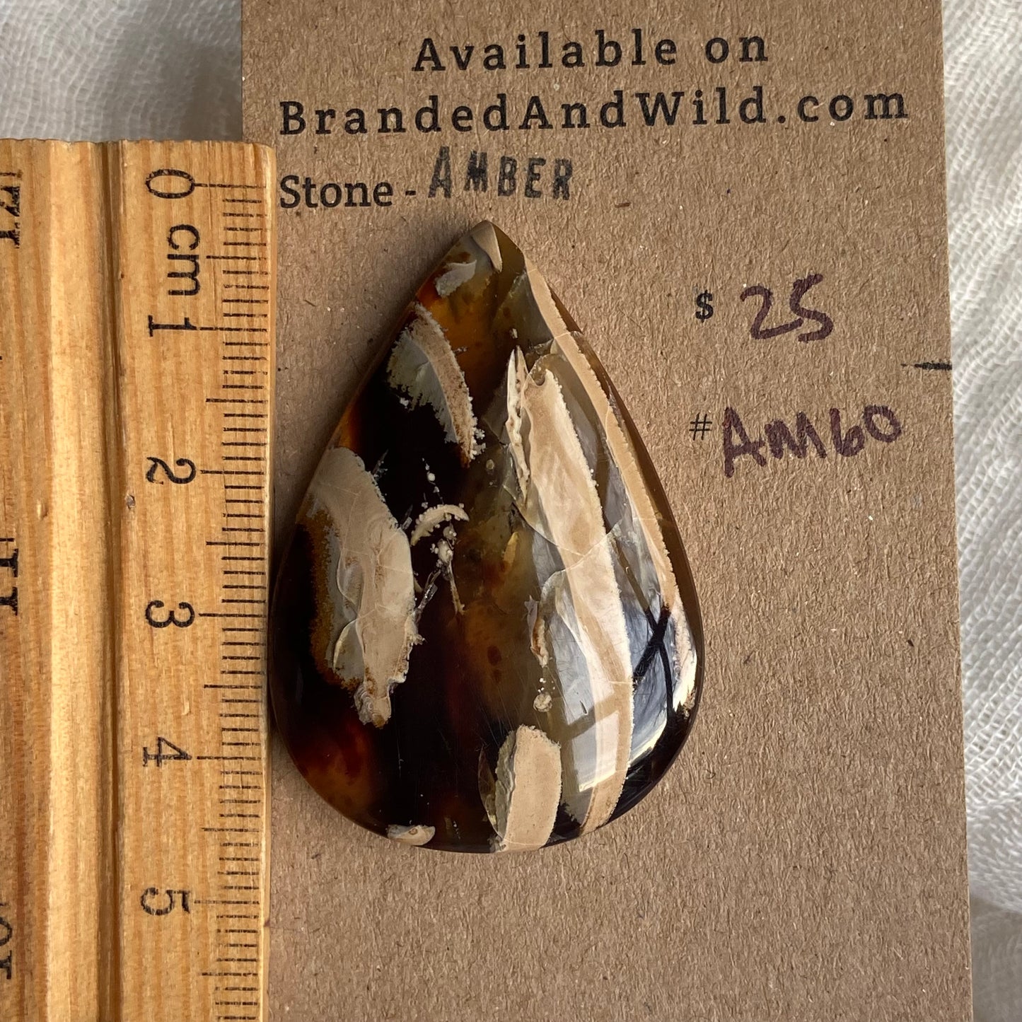 Amber Cabochon AM60