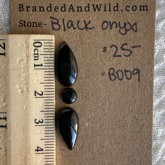 Black Onyx - Cabochon - BO09