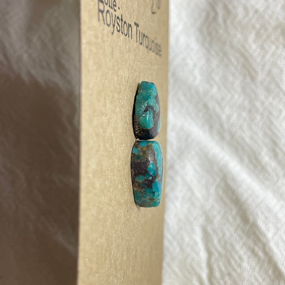 Royston Turquoise Cabochon - R68