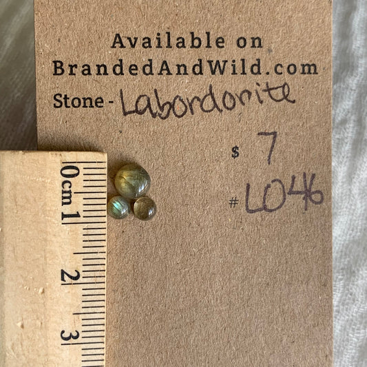 Labradorite Cabochon - L046