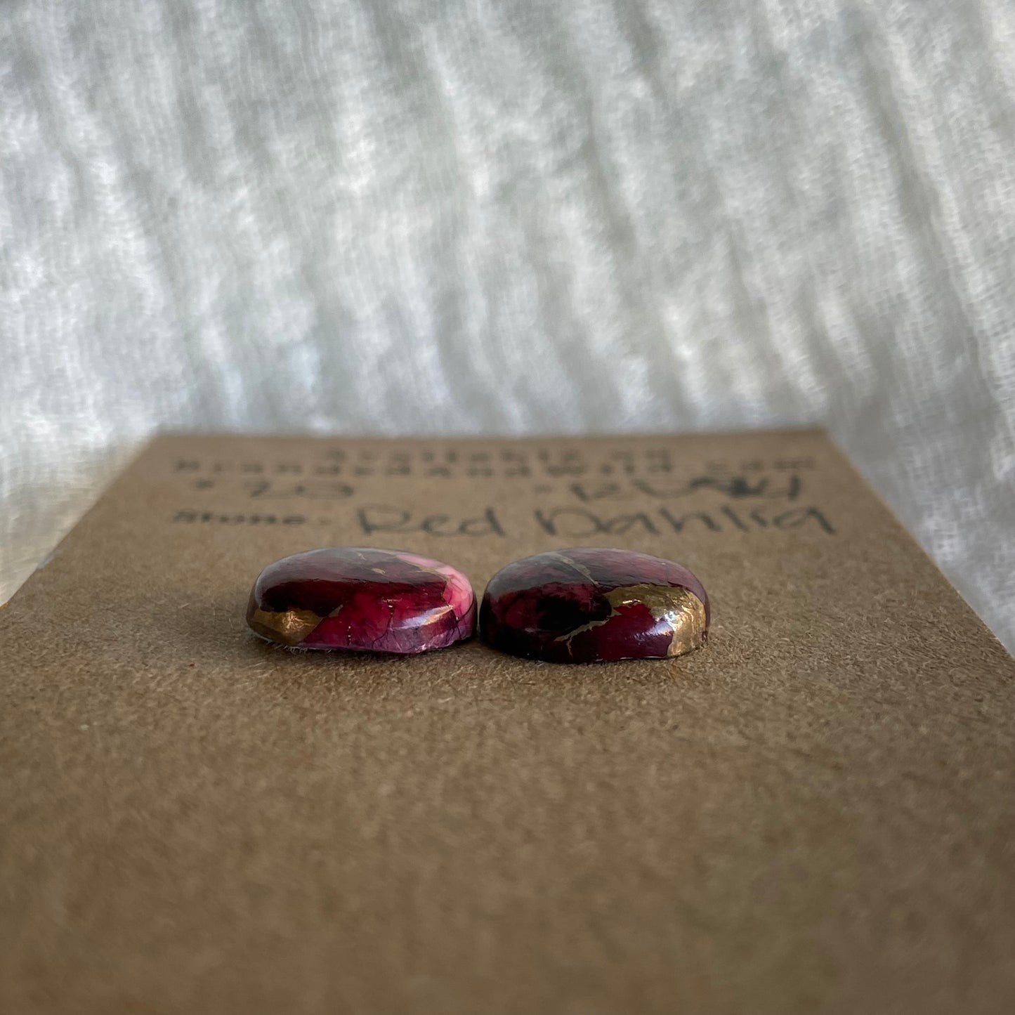 Red Dahlia Cabochon - RD94