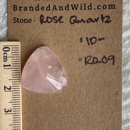 Rose Quartz Cabochon - RQ09