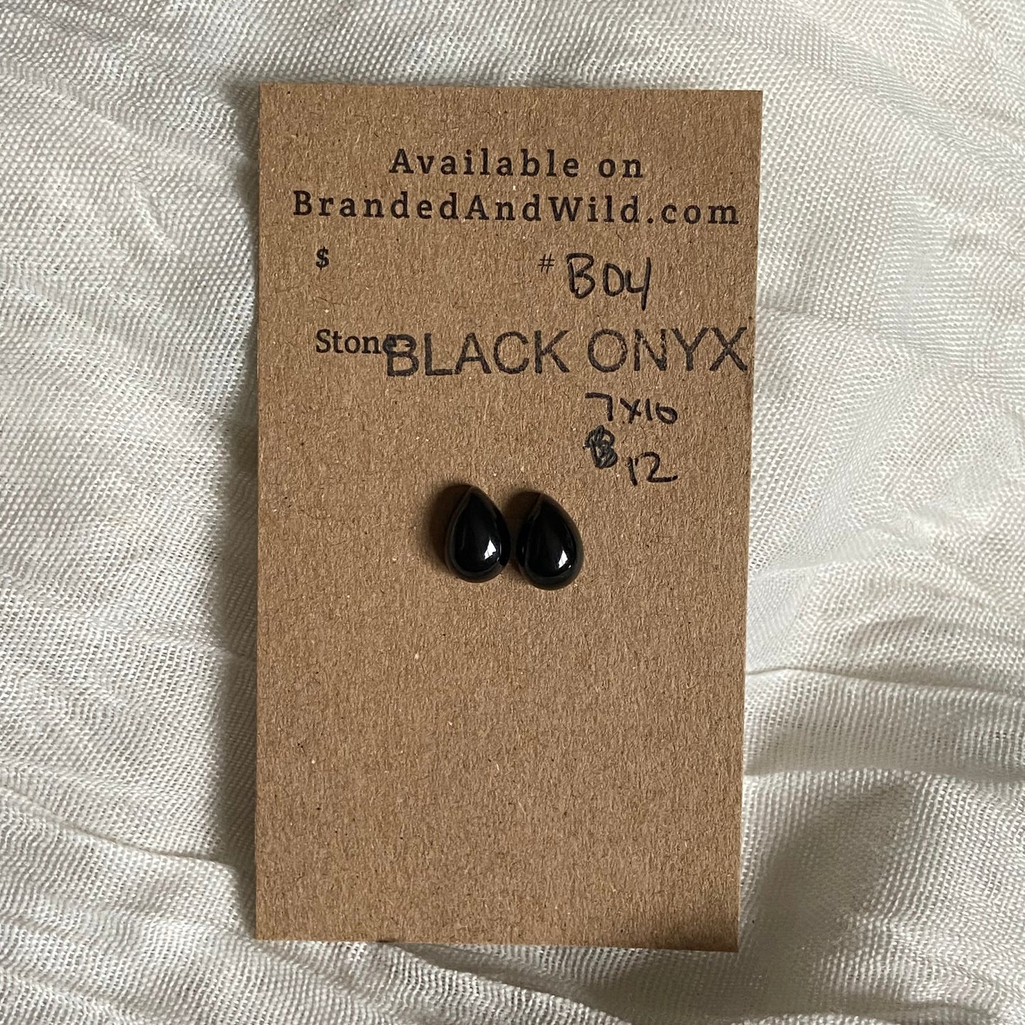 Black Onyx - Cabochon - B004 D75BD5F4-E281-47EF-BD24-FEE698587574 Brandedandwild.com