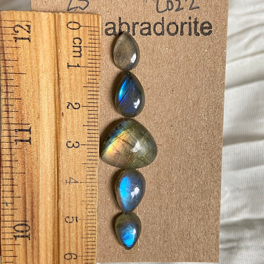 Labradorite Cabochon - L022 D8CA1F4D-BEA3-4BD2-85DB-3E130E7E83E7 Brandedandwild.com