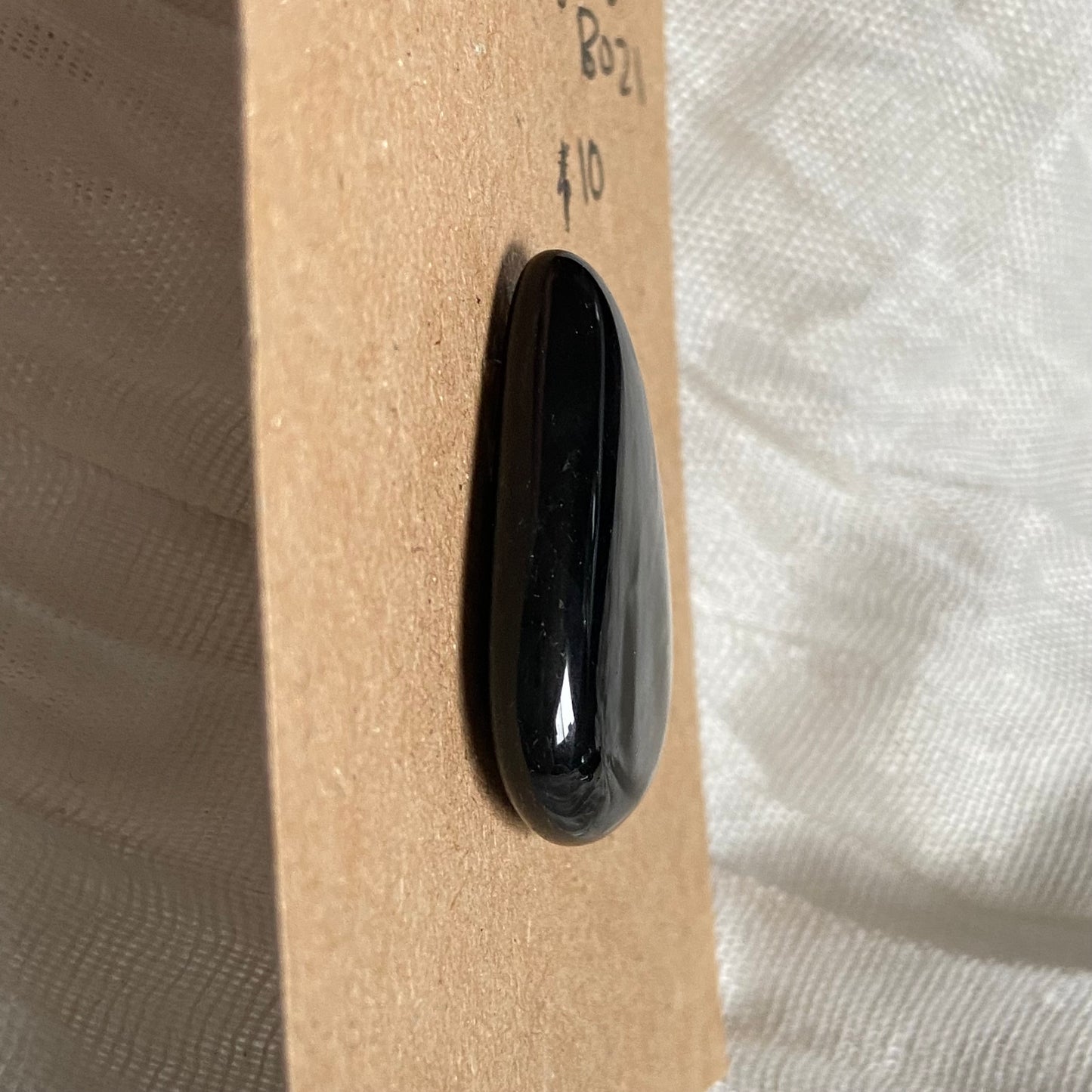 Black Onyx - Cabochon - B021 DAB2CDBE-7CB4-4F0A-A0BB-CB69FF1DC3AC Brandedandwild.com