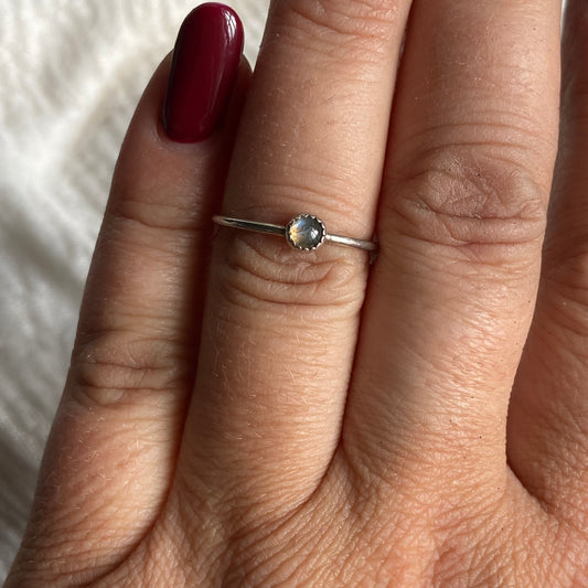 Sterling Silver Ring - R123 Size - 7