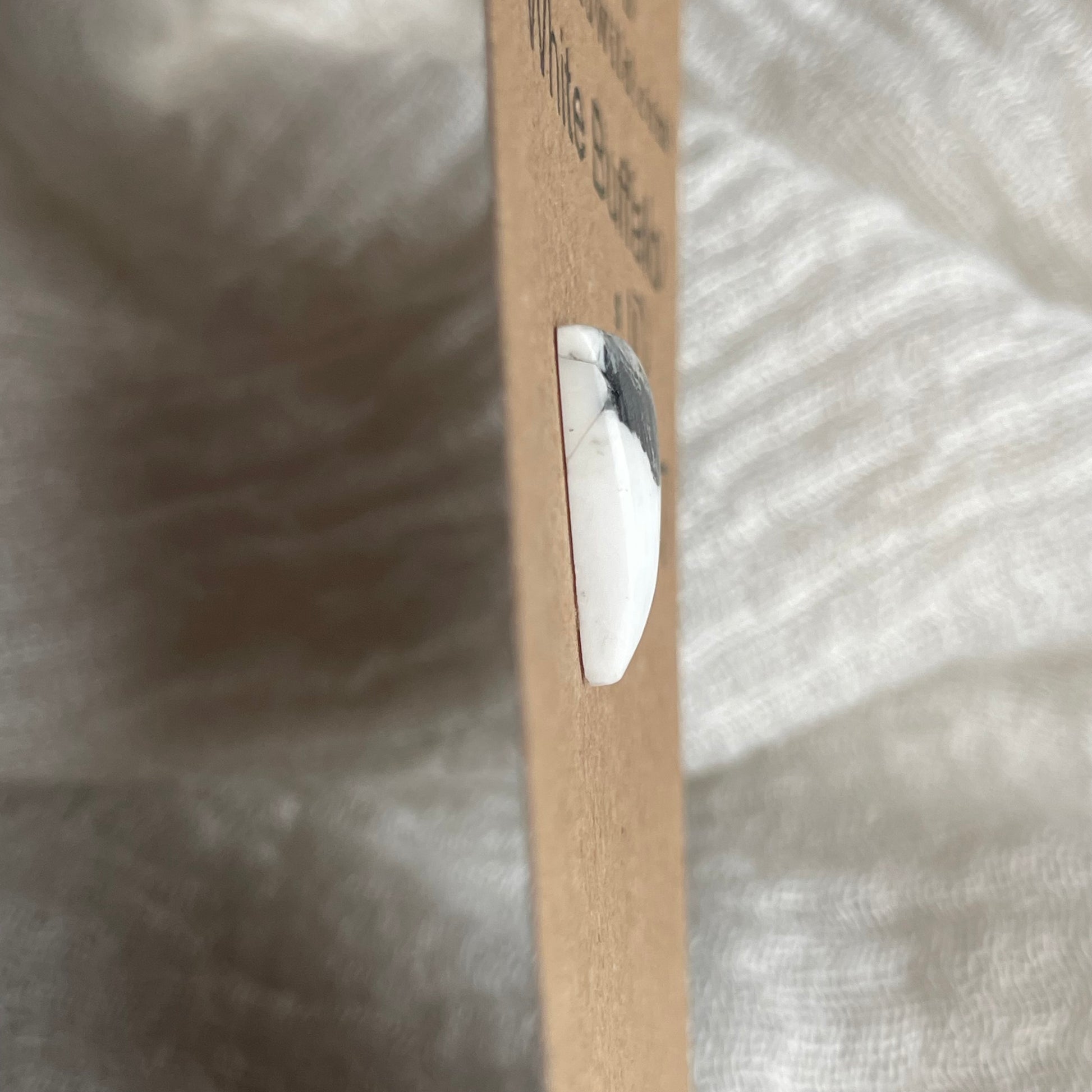 White Buffalo Cabochon - WB17 DC208FB9-D26E-45C6-B24E-0058EEE66263 Brandedandwild.com