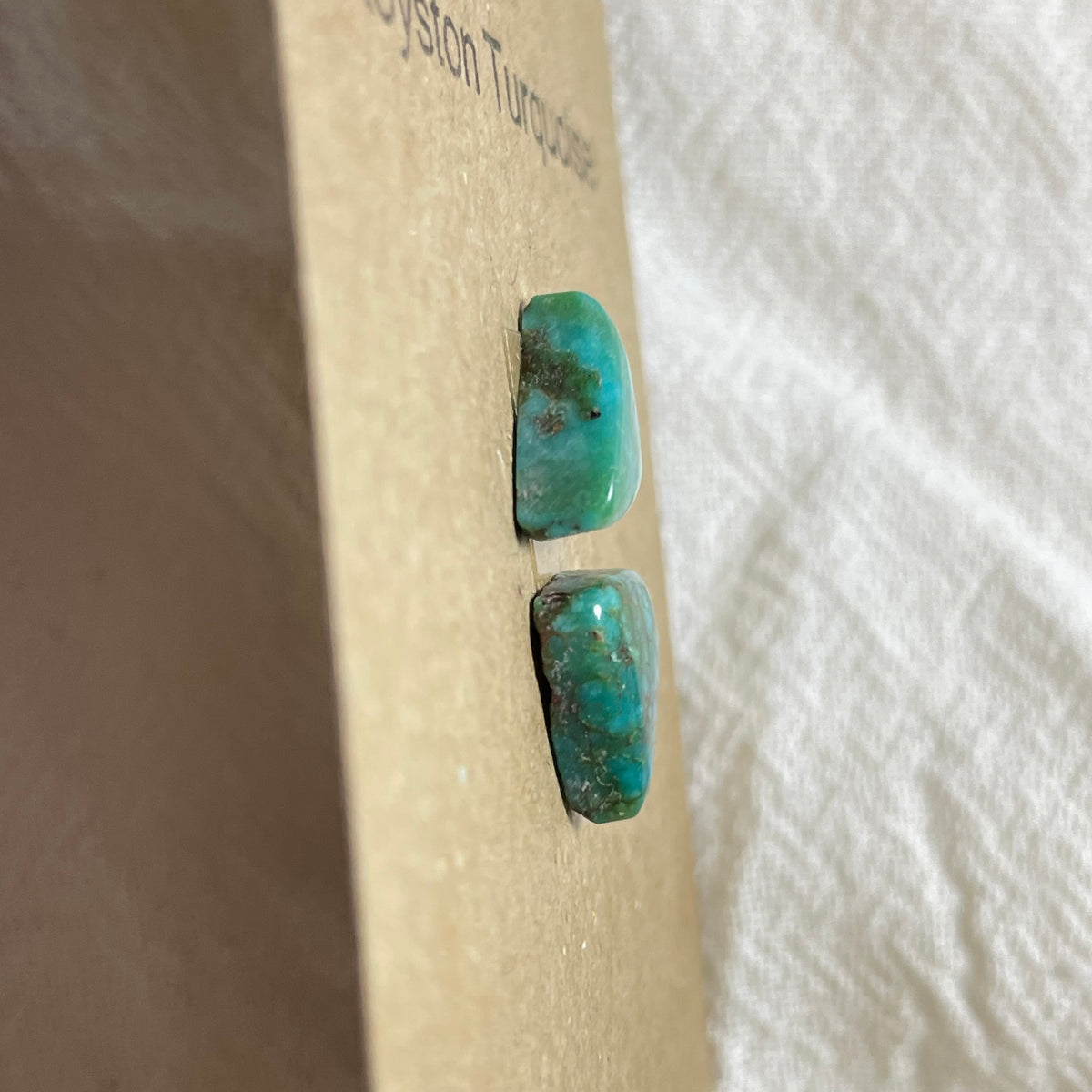 Royston Turquoise Cabochon - R80