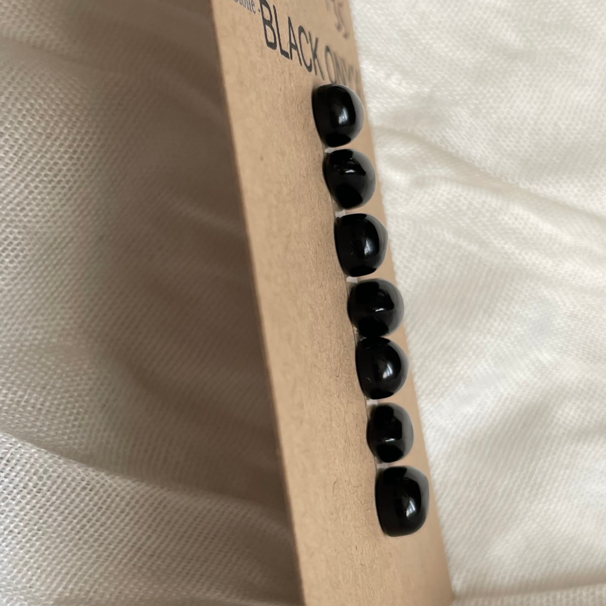 Black Onyx - Cabochon - B04 DD656B09-92E8-482C-BCCC-BDB8CC394FC1 Brandedandwild.com