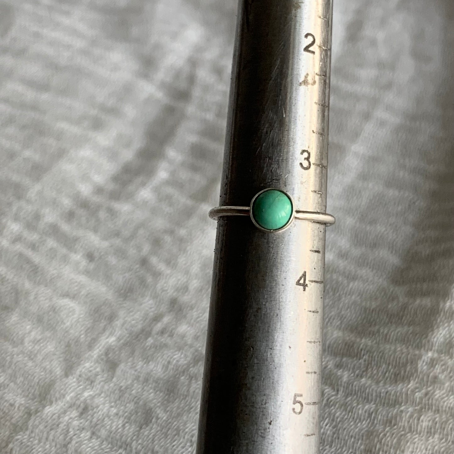 Sterling Silver Ring - R8  Size - 3