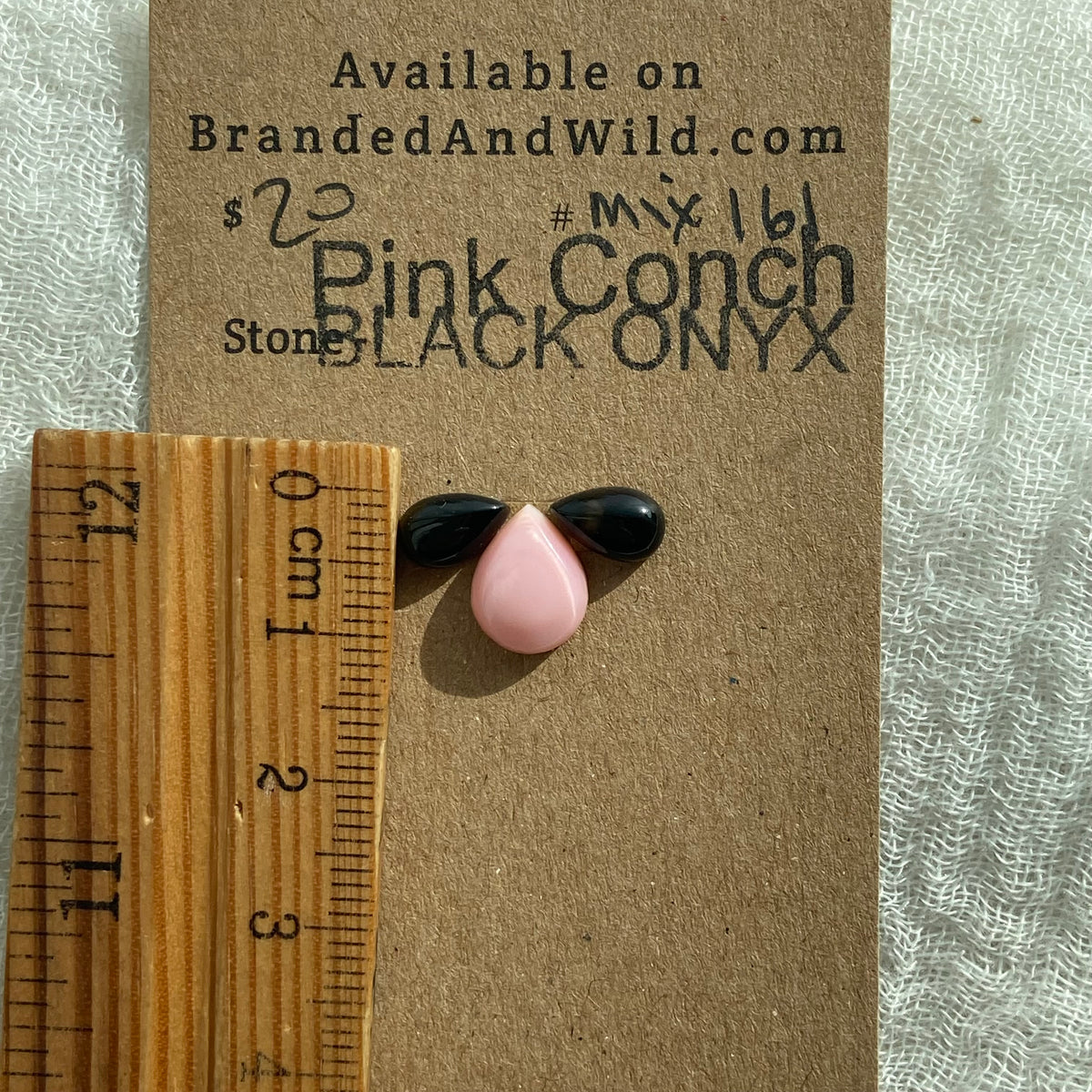 Black Onyx /  Pink Conch Cabochon - Mix161