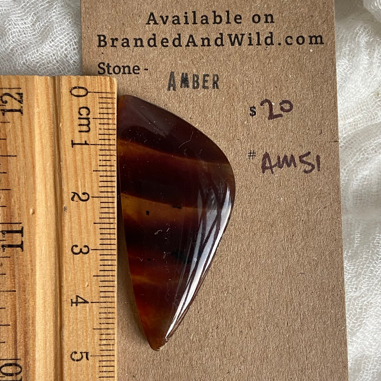 Amber Cabochon AM51
