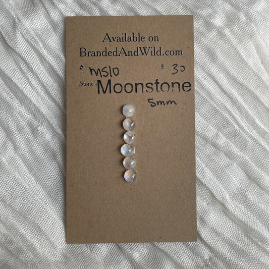 Peach Moonstone Cabochon - MS10 E1C6F094-F4D1-45C7-8B1E-3C68EA142128 Brandedandwild.com