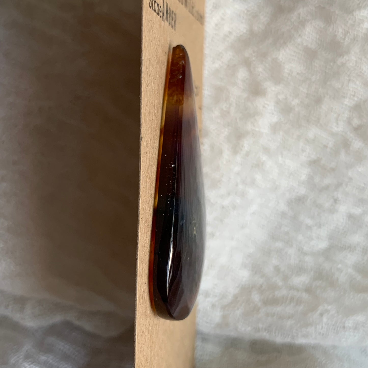 Amber Cabochon AM22