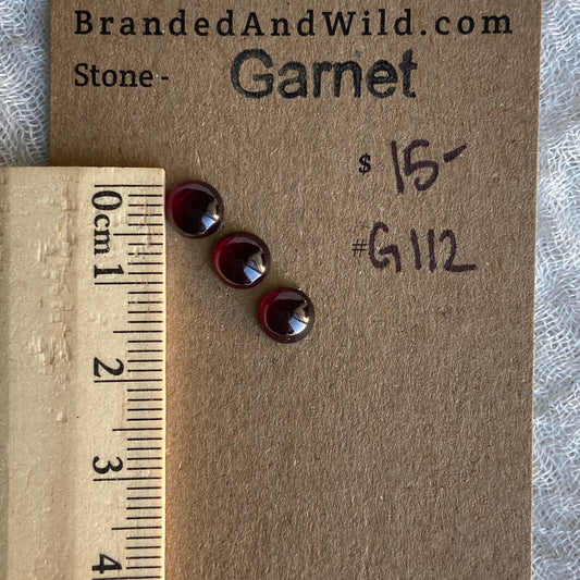 Garnet Cabochon - G112
