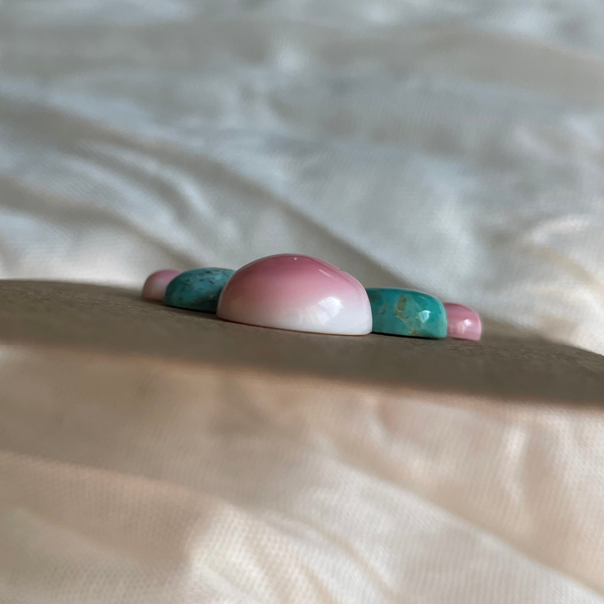 Kingman / Pink Conch Cabochon - MIX118 E2F337FA-954C-4DCA-A61E-E86A0EB6DAD6 Brandedandwild.com