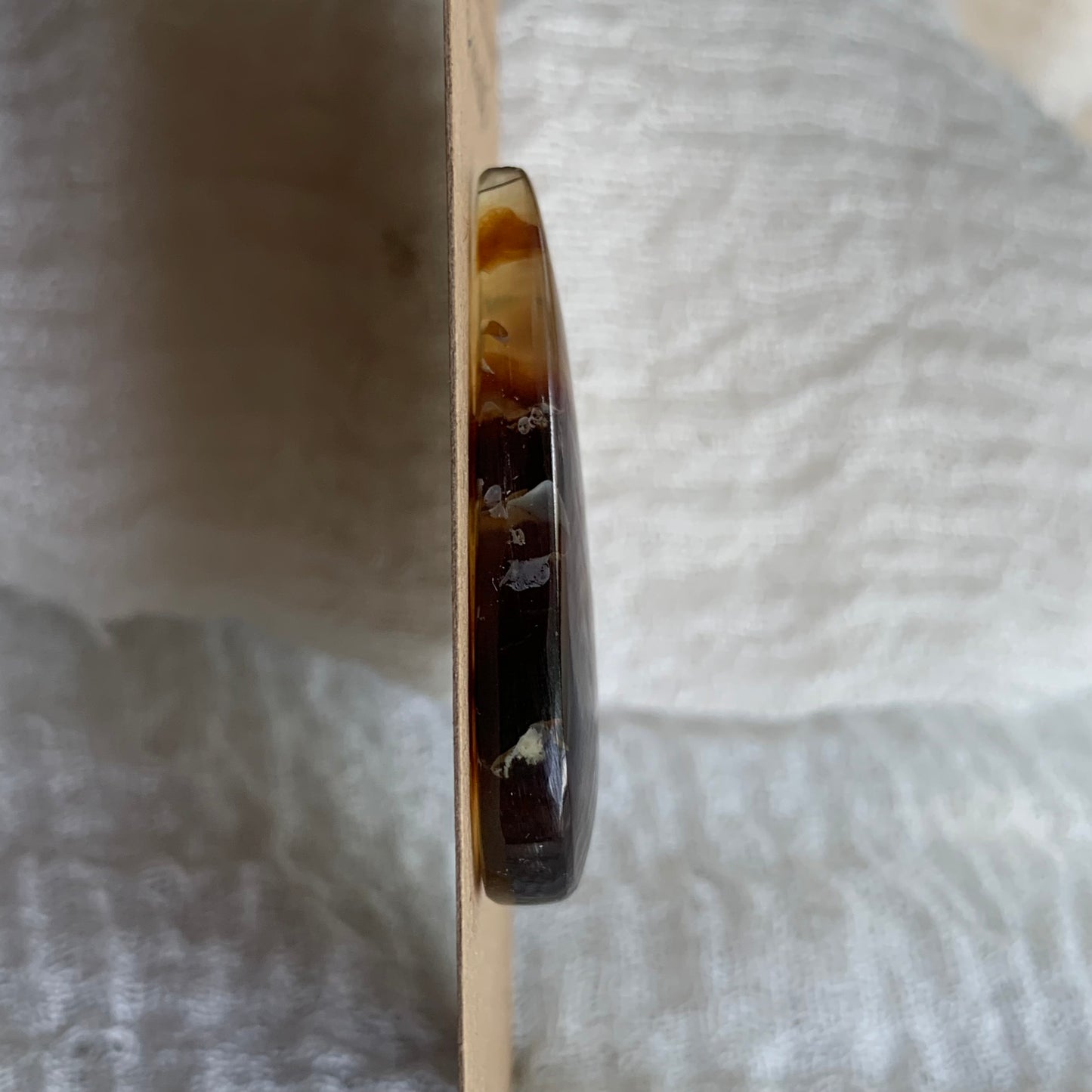 Amber Cabochon AM33