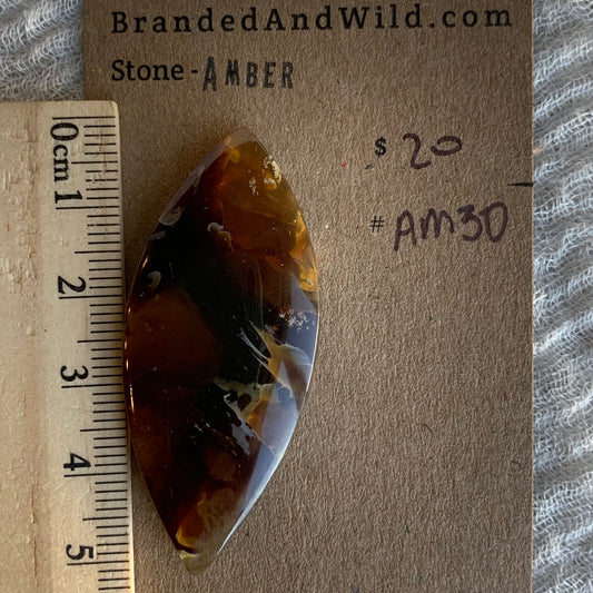 Amber Cabochon AM30