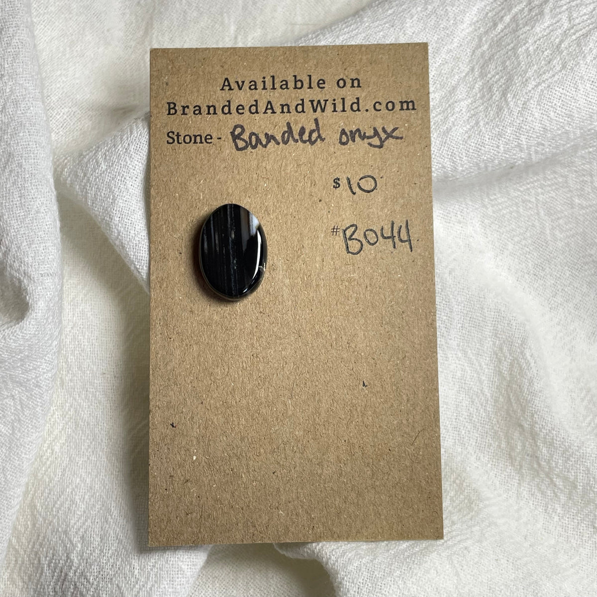 Black Onyx - Cabochon - B044 E588EAD3-0472-4688-8366-993378C78F70 Brandedandwild.com